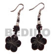 Philippines Shell Earrings Shell Fashion Shell Earrings Jewelry Dangling 15mm Scallop Blacktab W/ Cystal Nuggets & Troca Natural Shell Component SFAS707ER